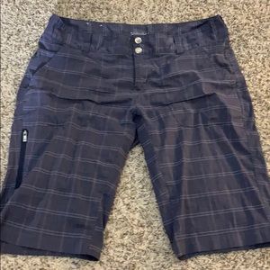 Columbia Women’s Shorts Omni-Wick Size 10